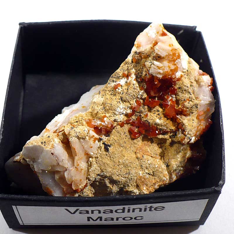 Vanadinite du Maroc - boite de collection 4cm