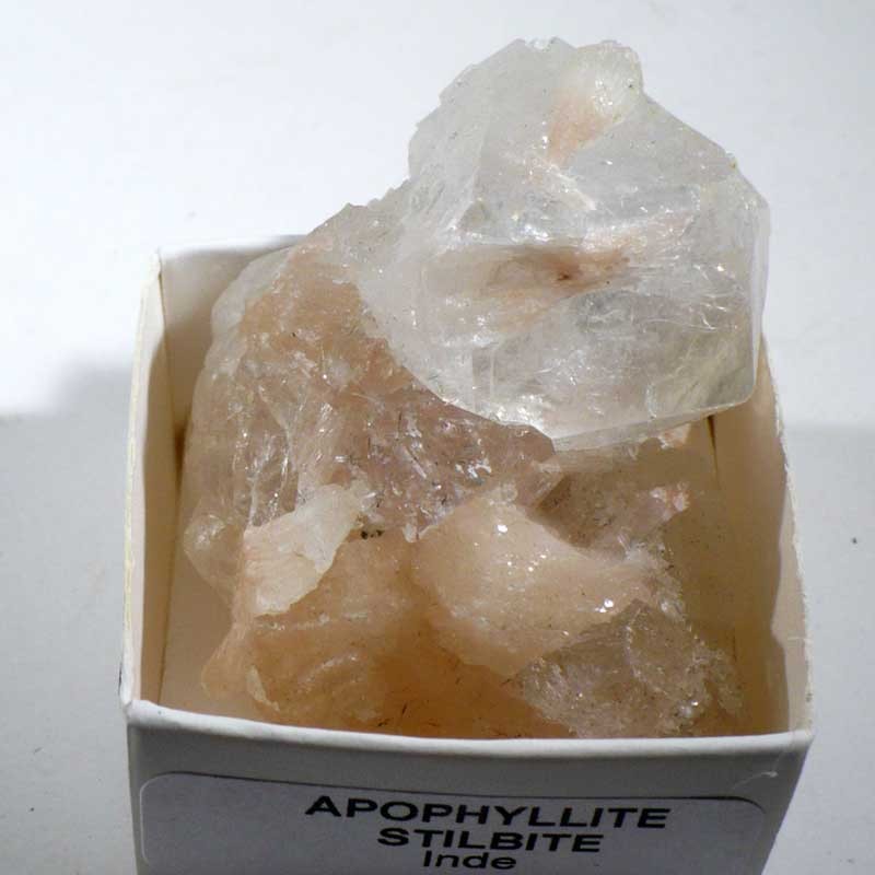 Apophyllite d'Inde - boite de collection 4cm