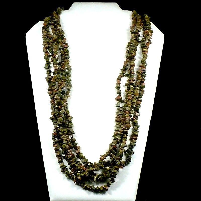 sautoir baroque en Unakite (épidote) 90cm