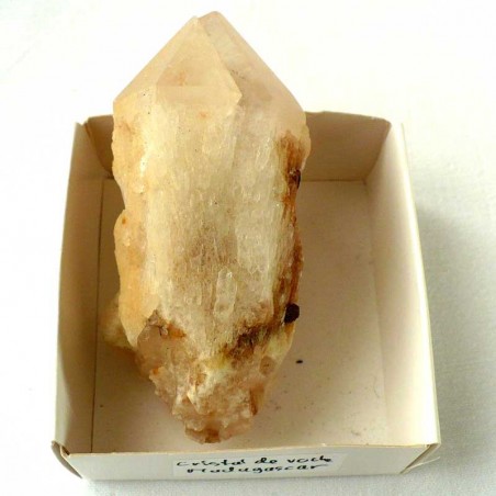 Quartz en pointe de Madagascar Quartz en pointe de Madagascar