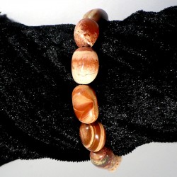 bracelet en jaspe bréchique graines