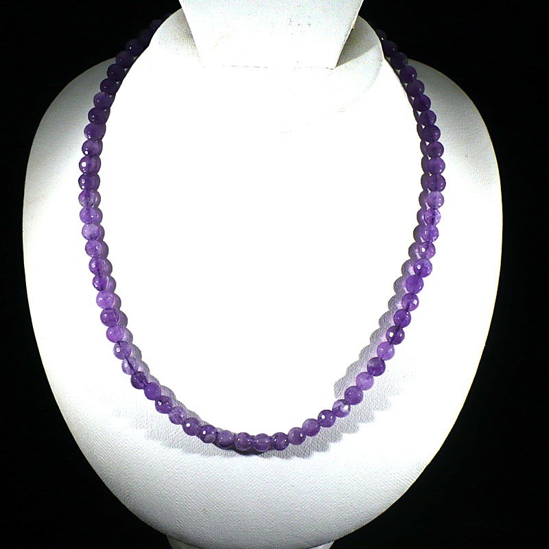 Collier en Améthyste perles rondes facettées 6mm Collier en Améthyste perles rondes facettées 6mm