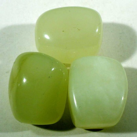 Jade (new) de Chine - pierres roulées