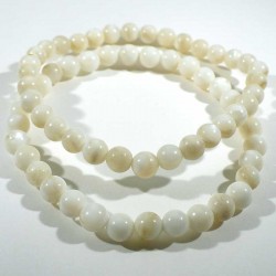 Bracelet en nacre perles rondes 6mm